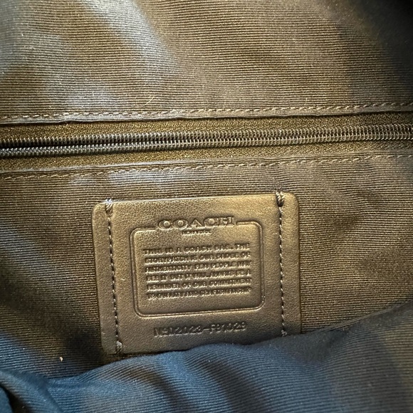 COACH Navy Shoulder Bag Purse with Wallet - Picture 5 of 13